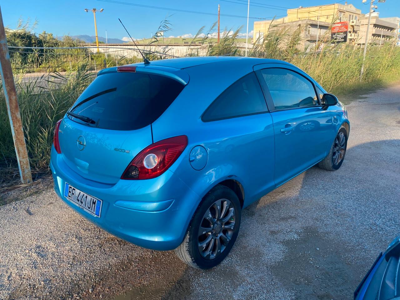 OPEL CORSA 1.3 CDTI ADATTA NEOPATENTATI ANNO 2010