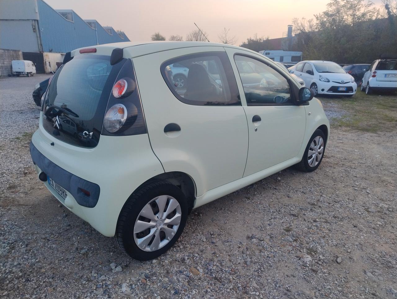 Citroen C1 1.0 5 porte airdream Amici