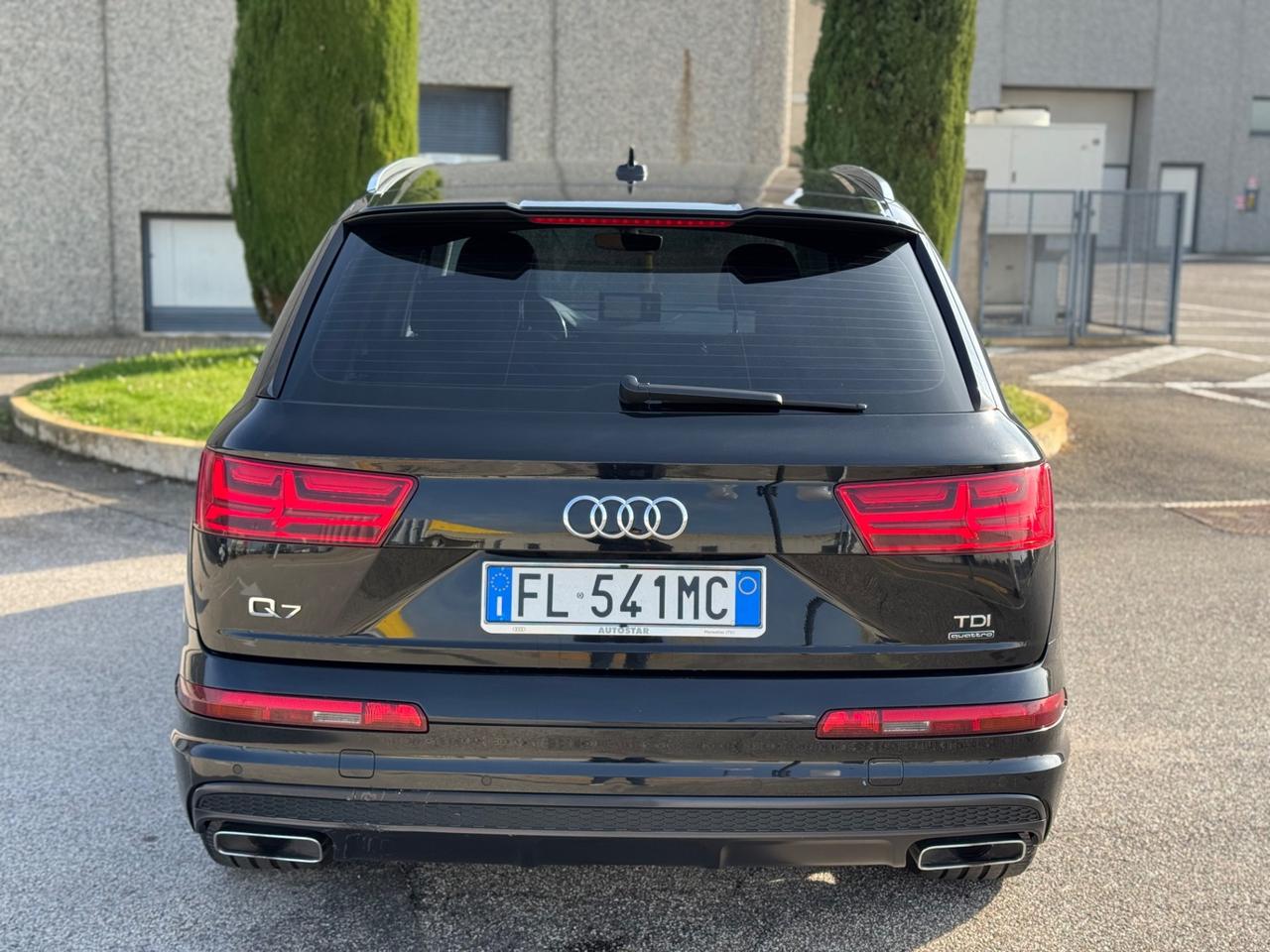 Audi Q7 3.0 TDI 218 CV Gancio Traino