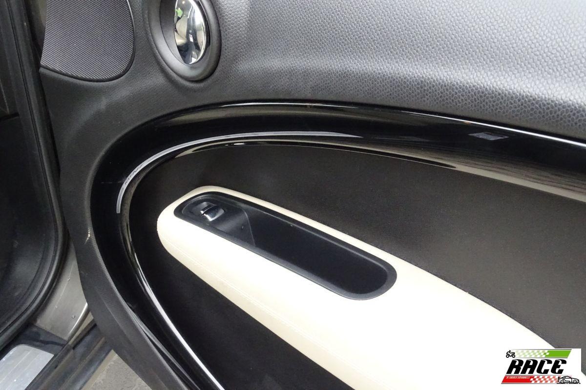 MINI - Countryman - One D