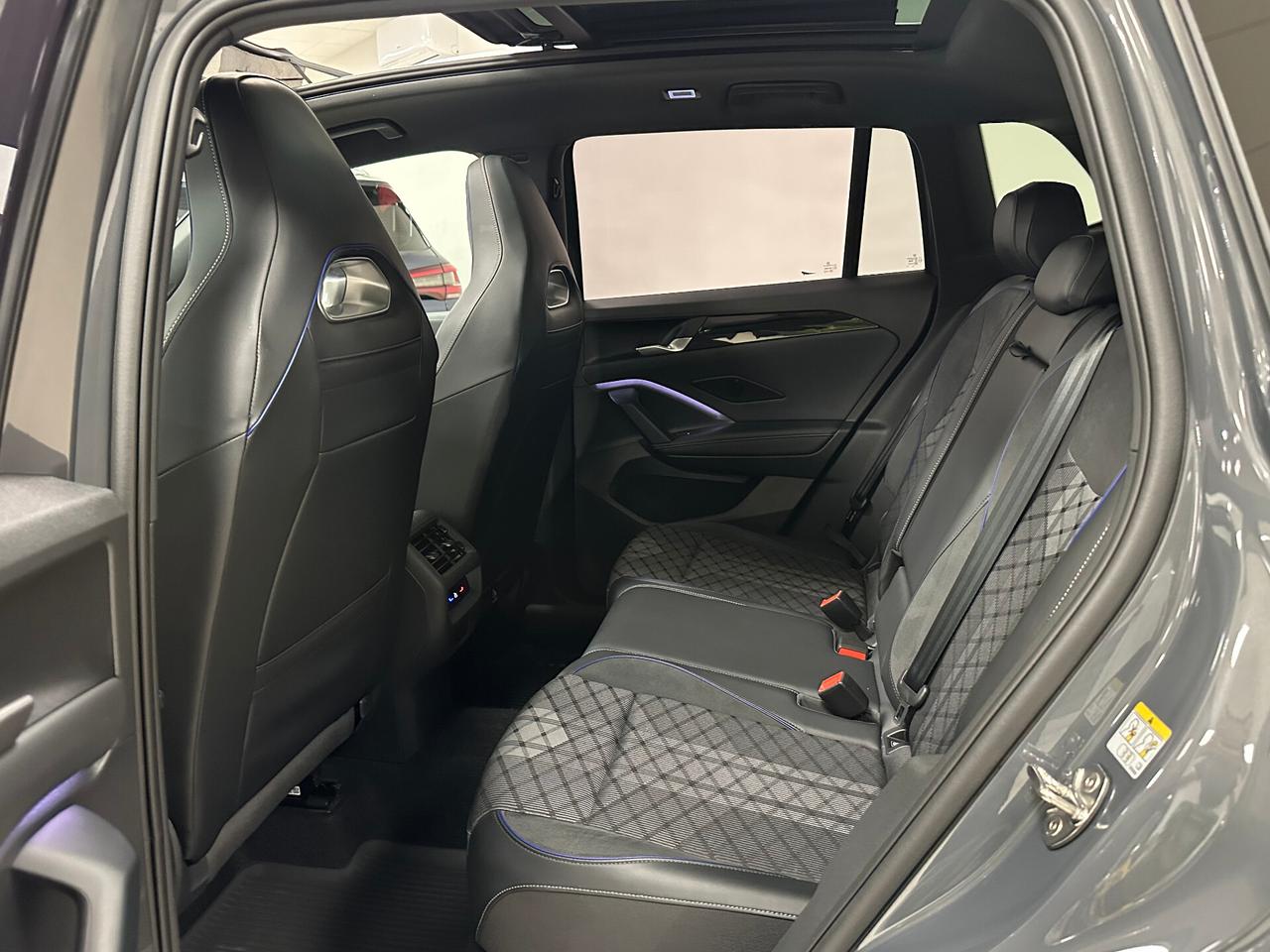 Volkswagen Tiguan 2.0 TDI 193 CV DSG 4MOTION R-Line - 2025
