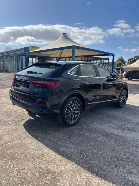 Audi Q3 SPB 35 TDI S tronic Business Plus 2021