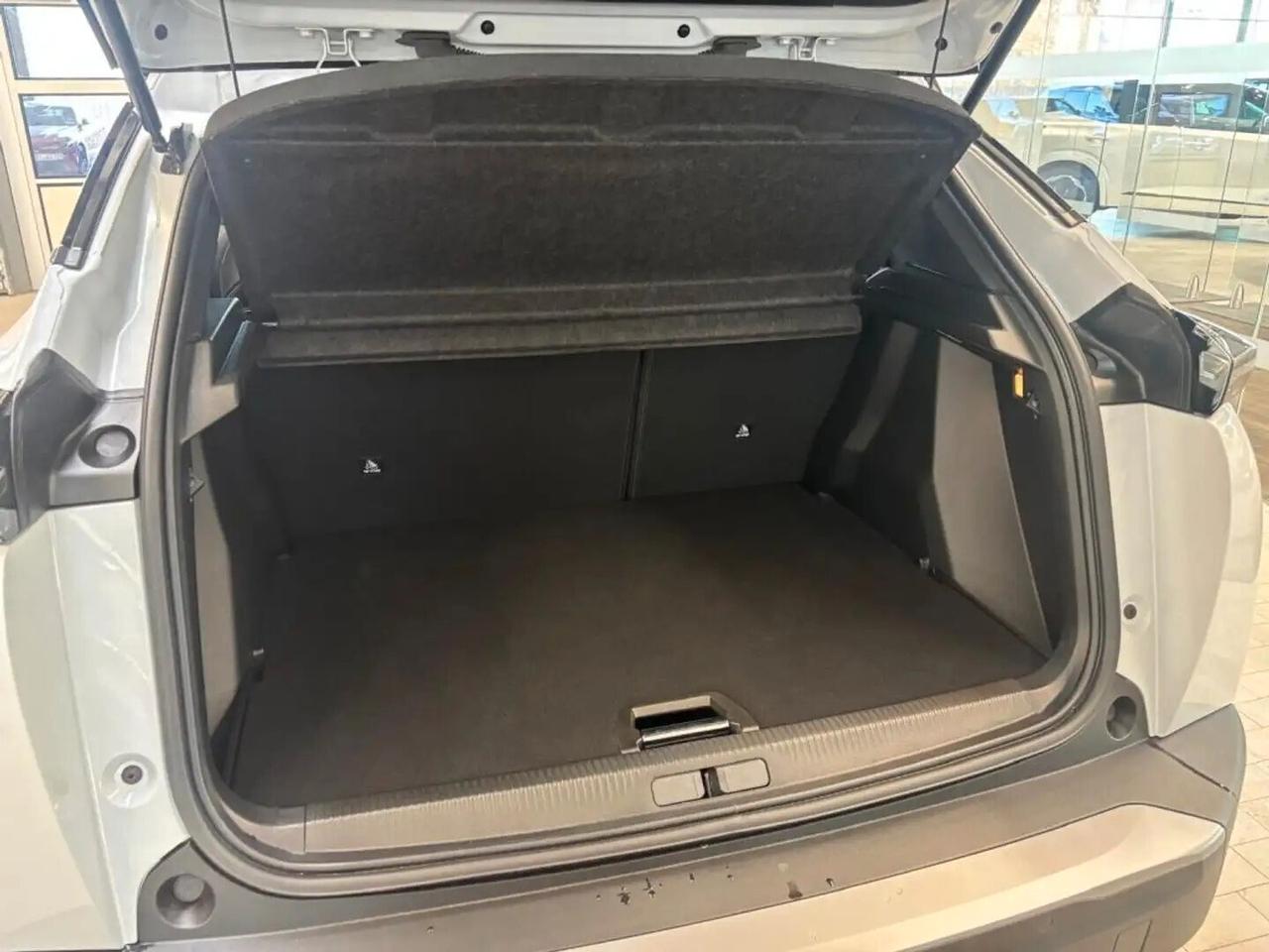 Peugeot 2008 1.2 PureTech 130 CV GT