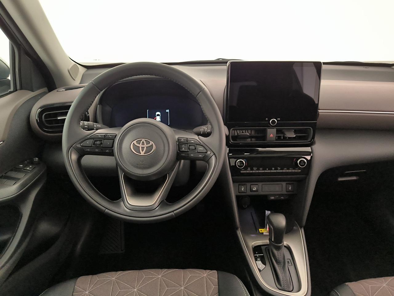 Toyota yaris cross 1.5h lounge awd-i 130cv e-cvt