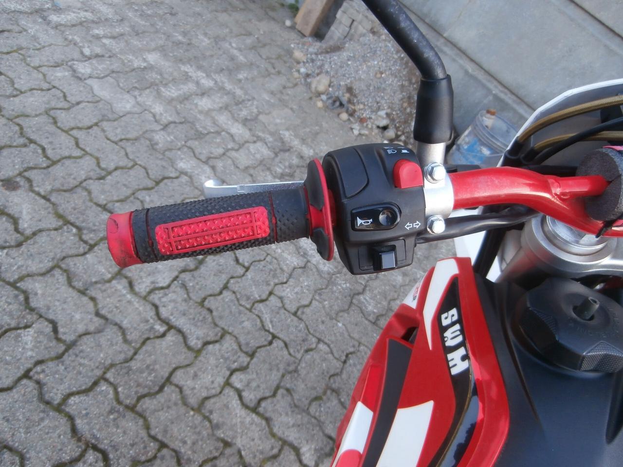 Swm RS 125 R del 2018 compreso trapasso-tagliando-garanzia