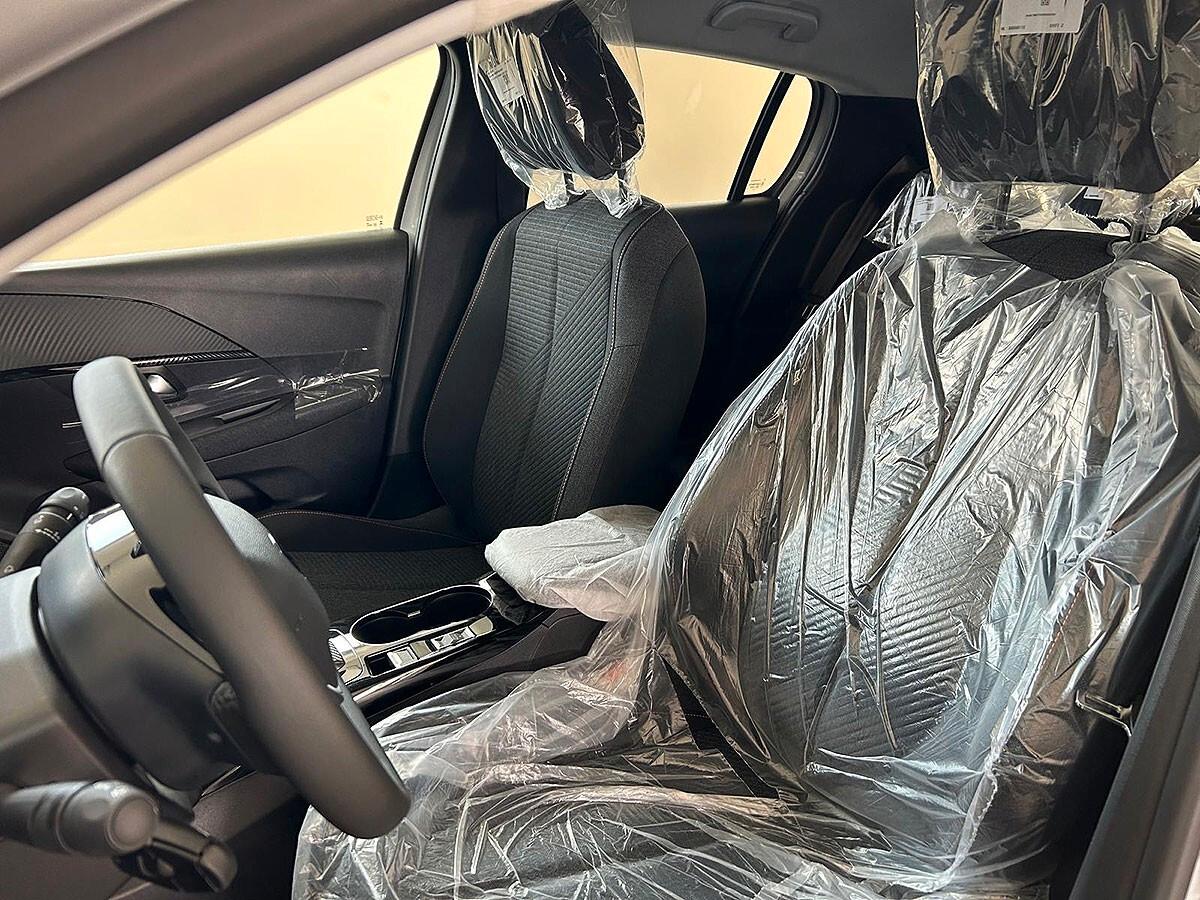 Peugeot 208 Hybrid 110 e-DCS6 Business