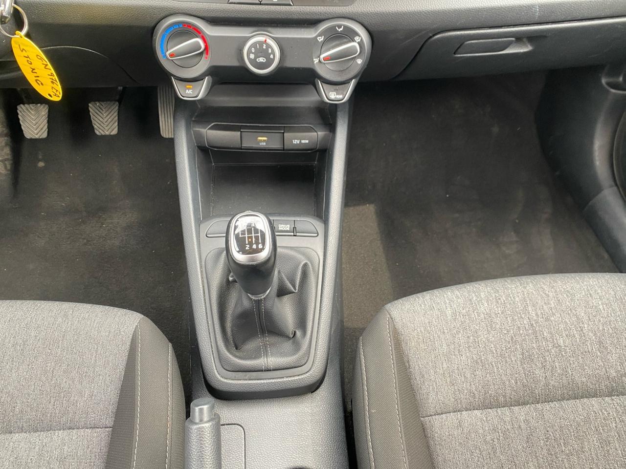 KIA Stonic - Stonic 1.0 t-gdi mhev Urban 100cv imt