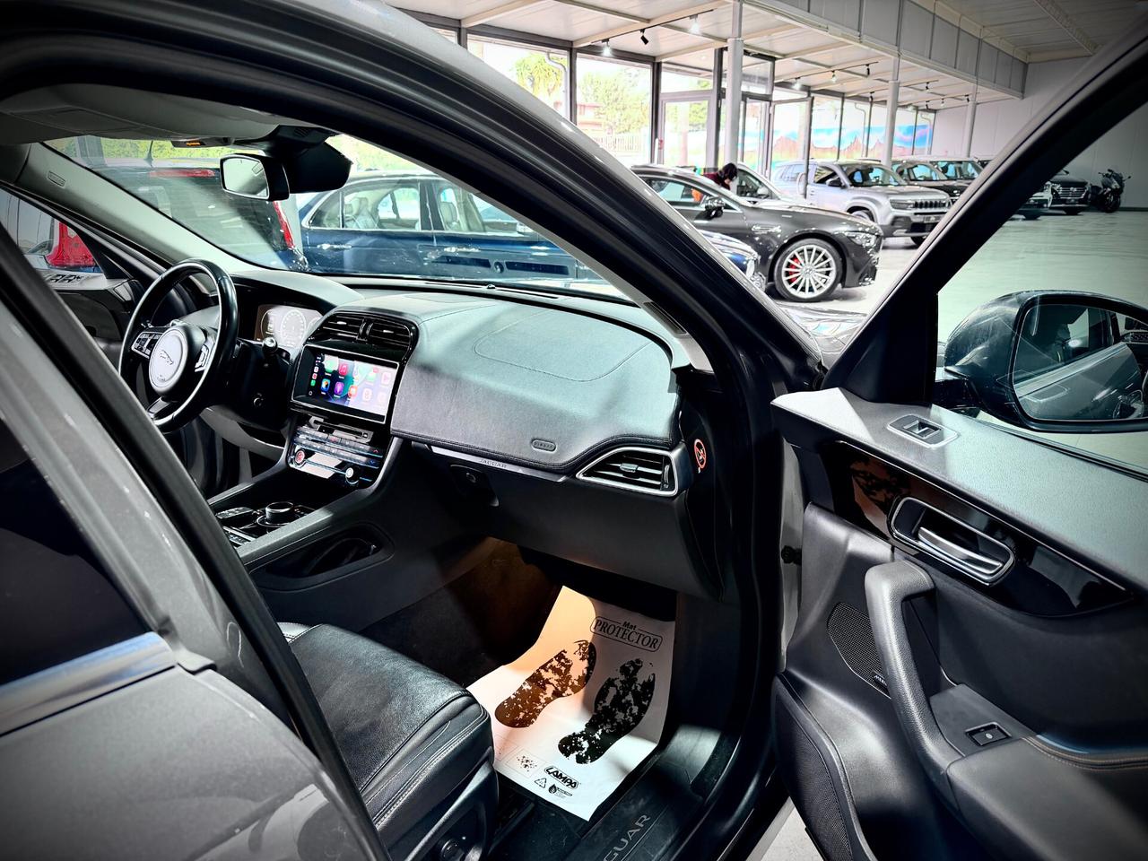 Jaguar F-Pace 3.0d V6 300CV AWD R-Sport