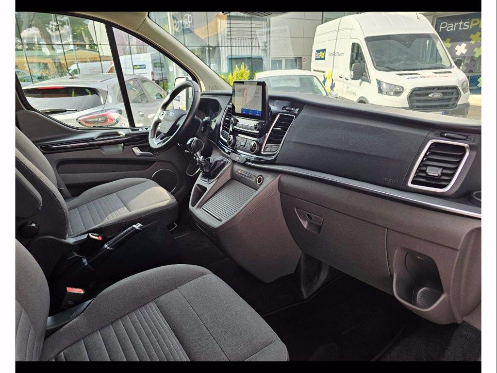 FORD Tourneo custom 320 2.0 tdci 185cv titanium l1h1 e6.2 del 2020