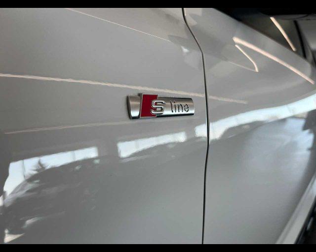 AUDI A1 SPB 30 TFSI S tronic Identity Black