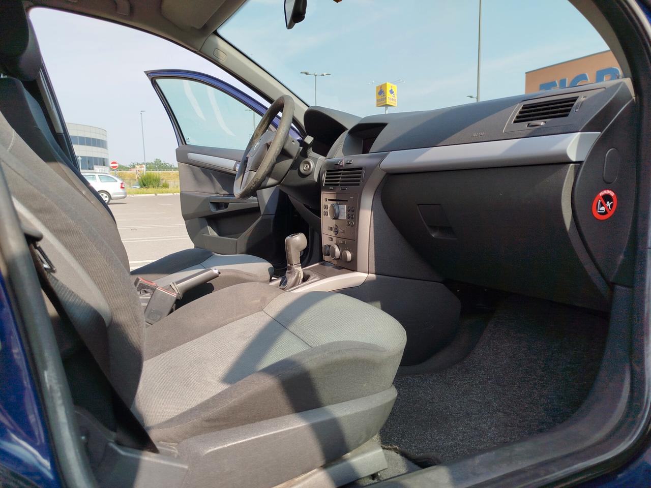 Opel Astra 1.4 BENZINA 90cv / 179.000km / Neopat.