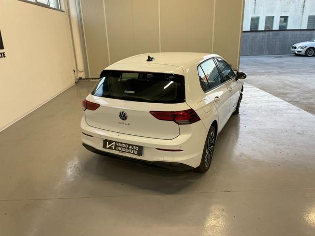 VOLKSWAGEN Golf 8 2.0 TDI 116CV LIFE CAMBIO MANUALE