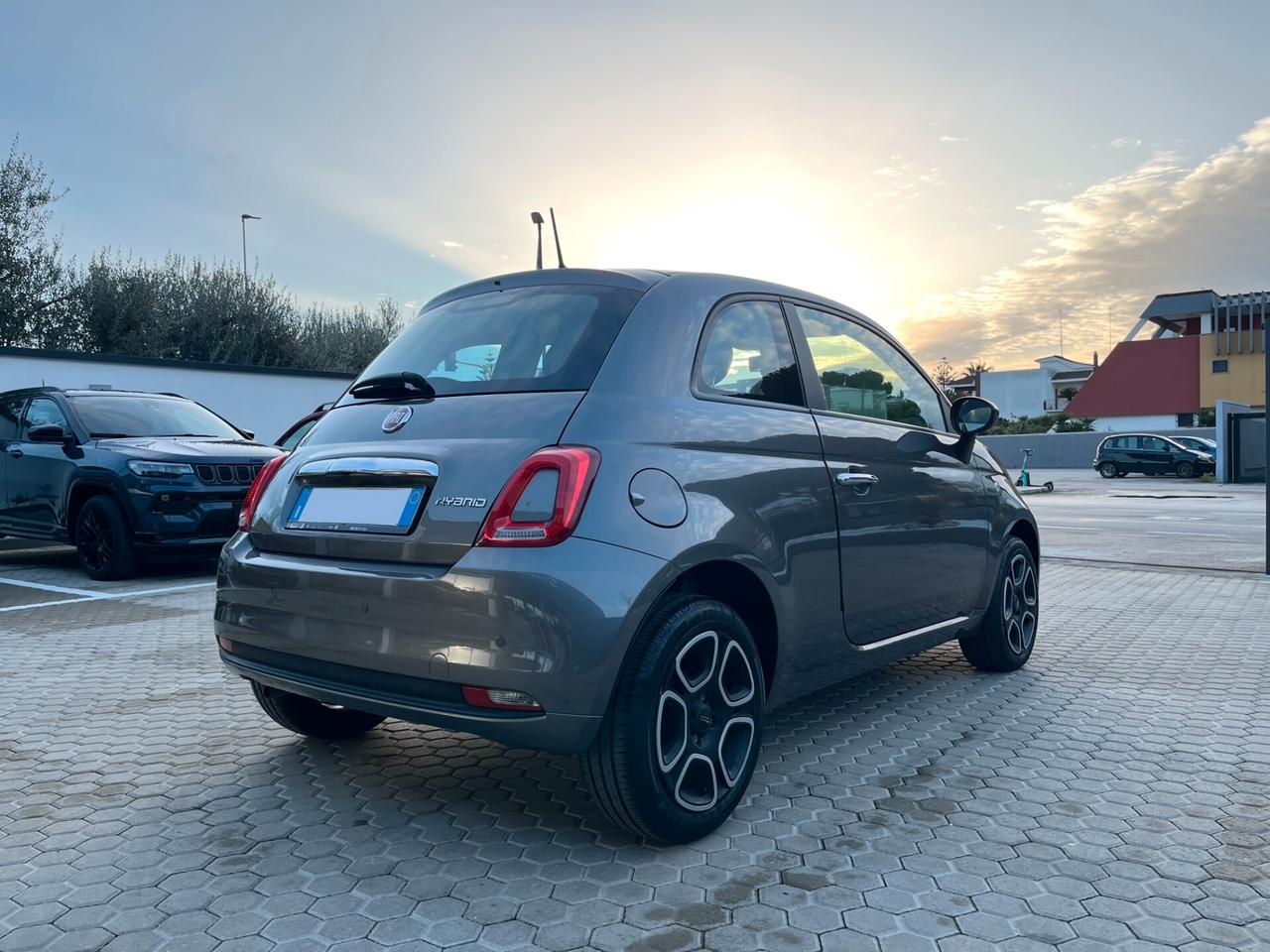 Fiat 500 Club 1.0 Hybrid