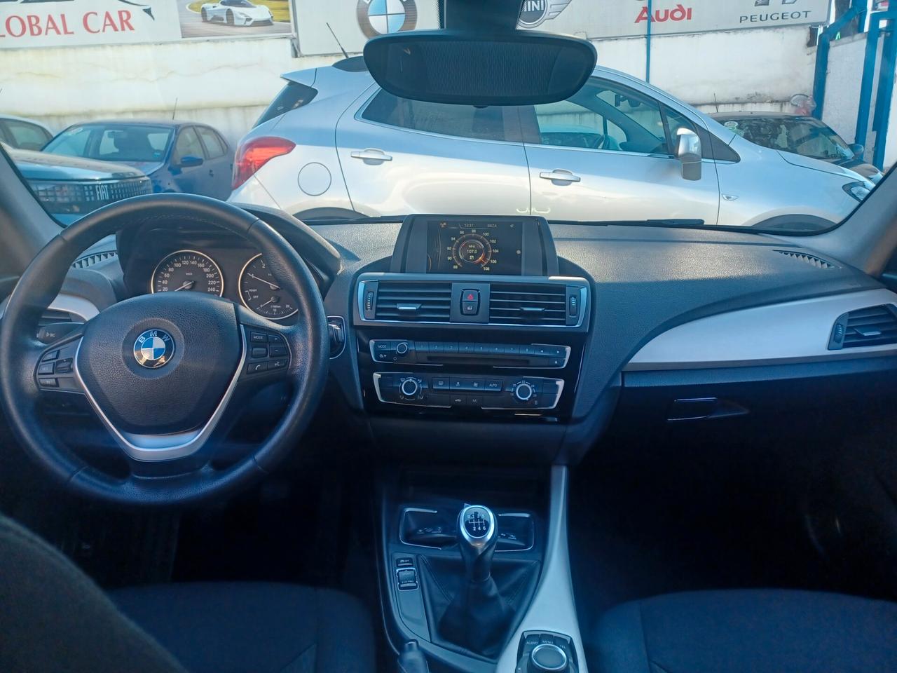 Bmw 116 d Urban LED BIXENO ANNO 2015