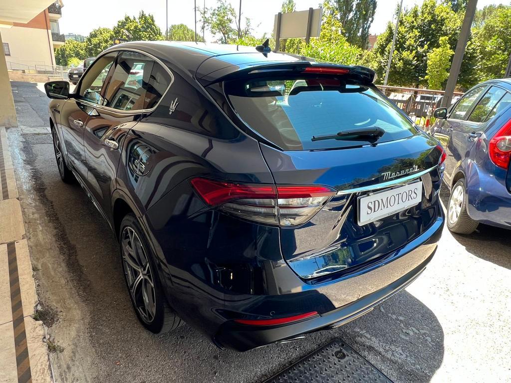 Maserati Levante 2.0 mhev GT 330cv auto