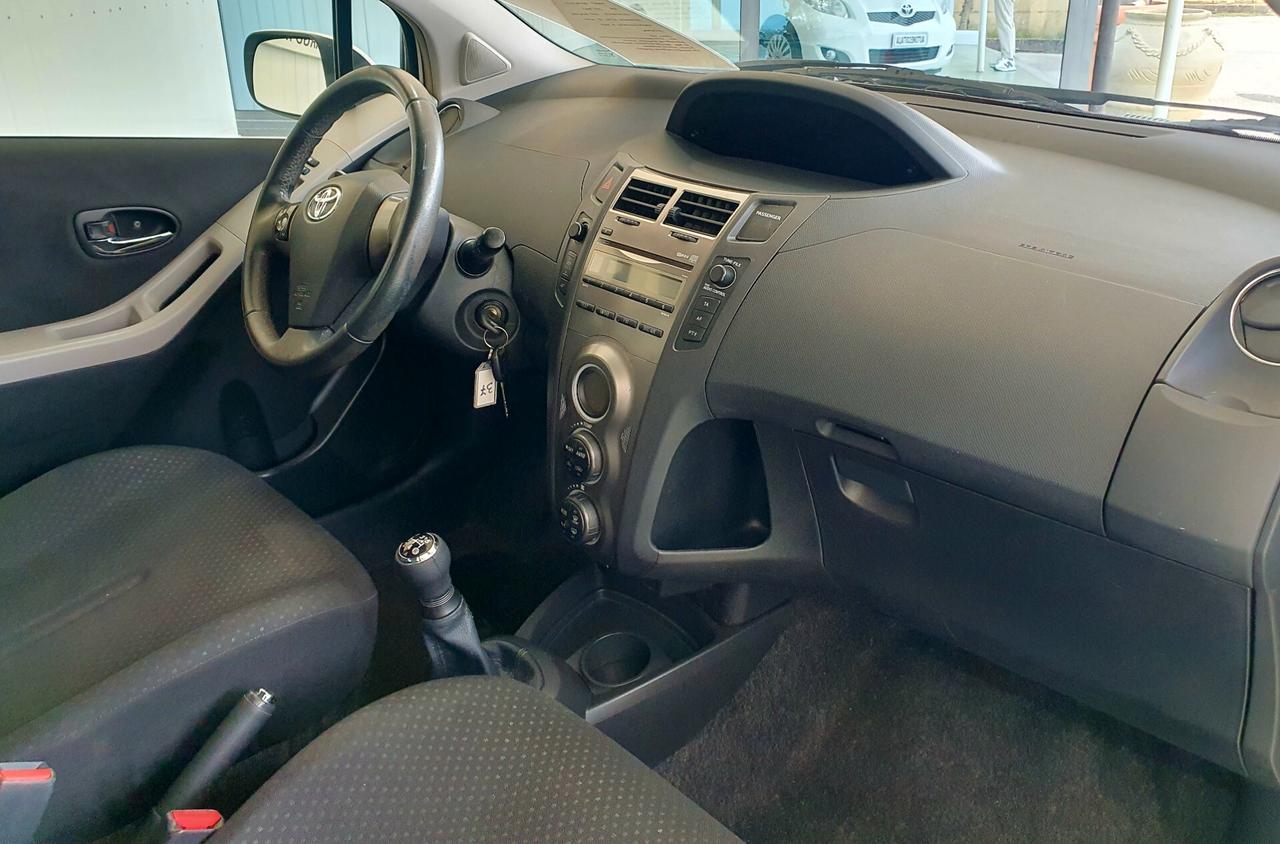 Toyota Yaris 1.0 BENZ. - 2011 - KM. 160.000