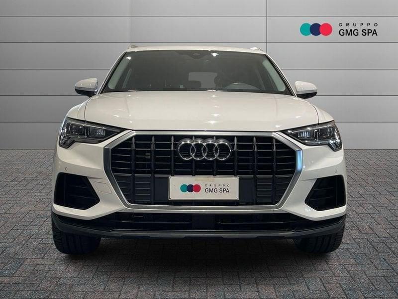 Audi Q3 45 1.4 tfsi e Business s-tronic