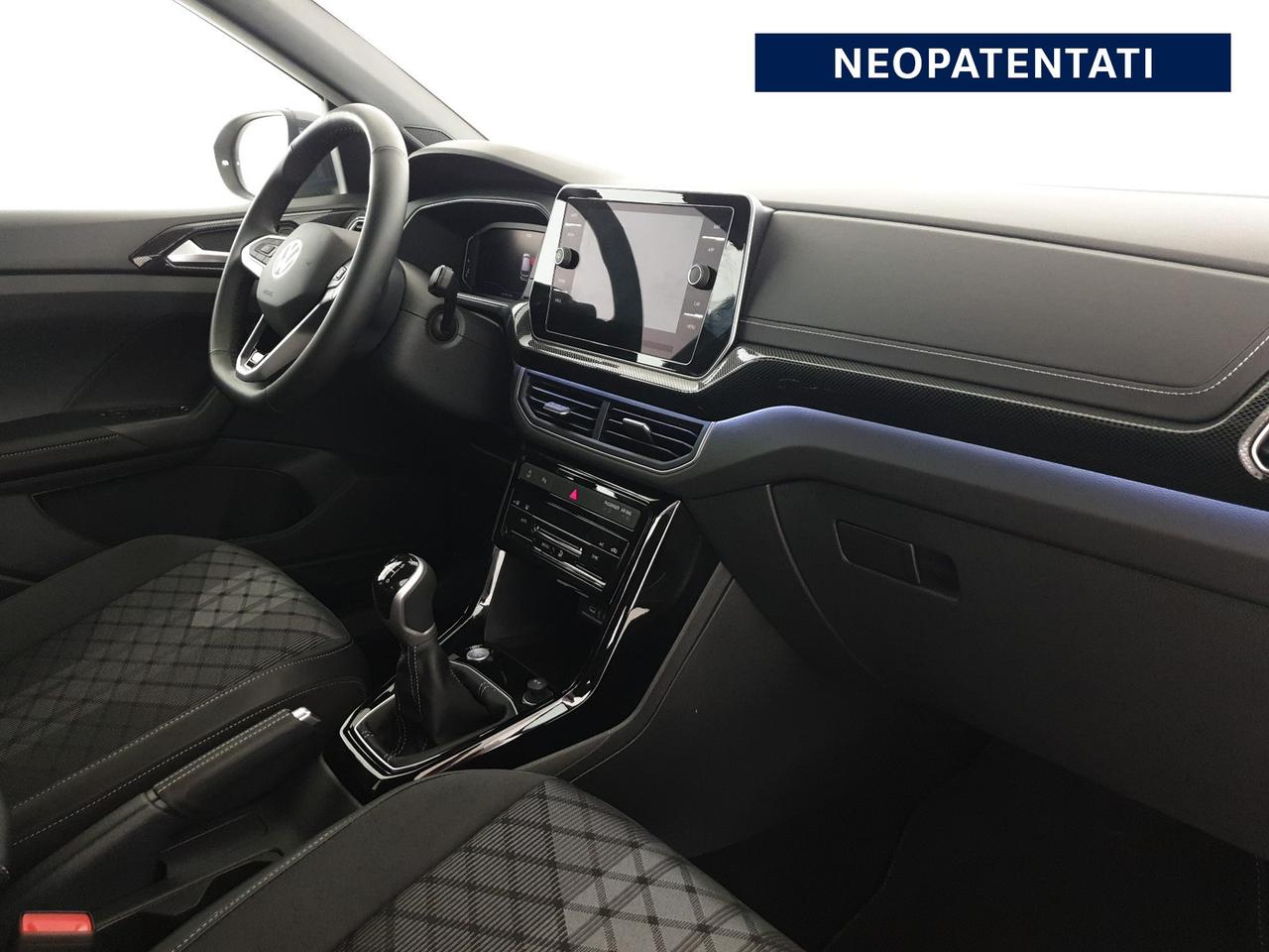 Volkswagen T-Cross 1.0 tsi r-line 115cv
