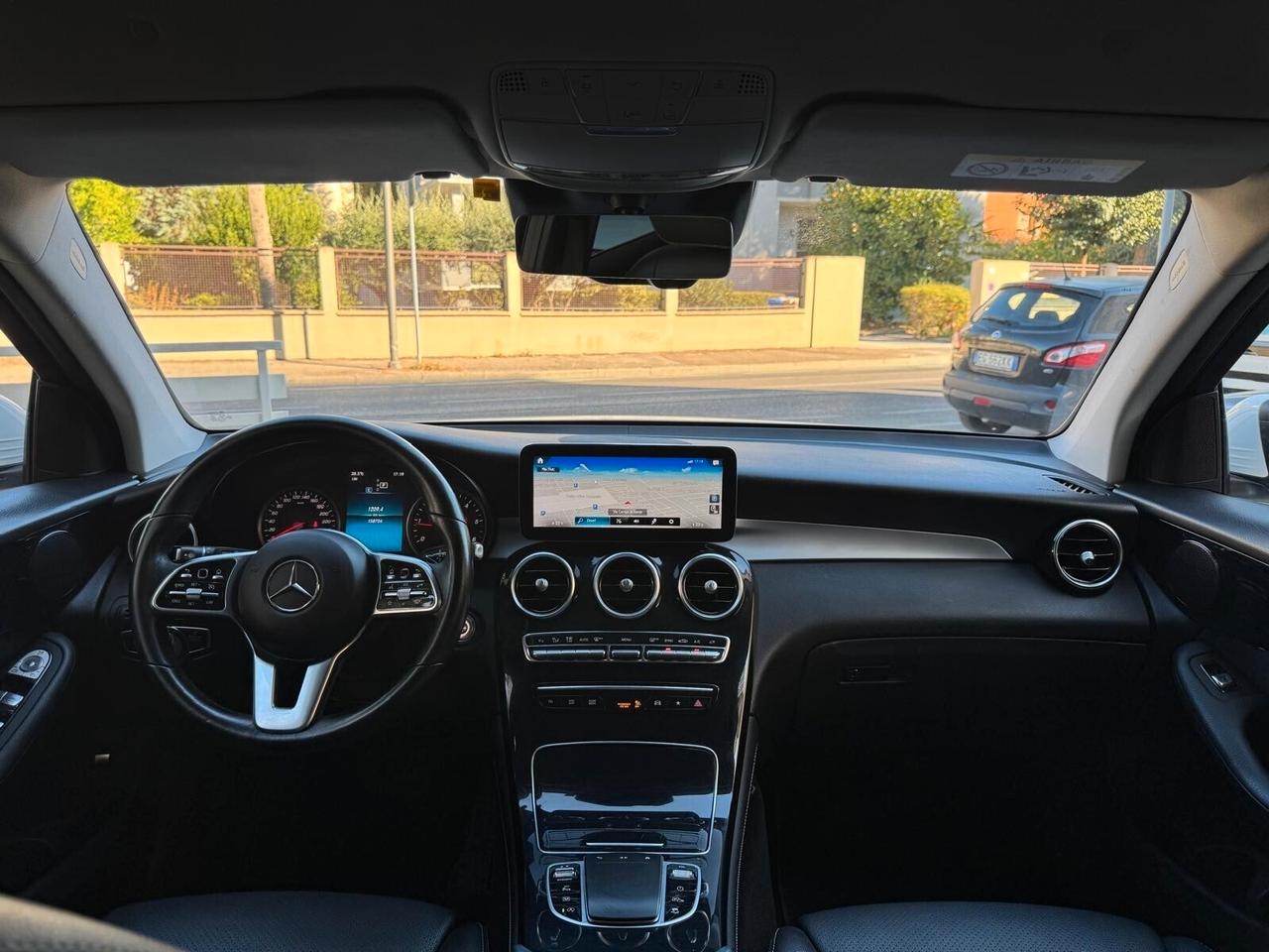 MERCEDES GLC 200 d 4MATIC SPORT