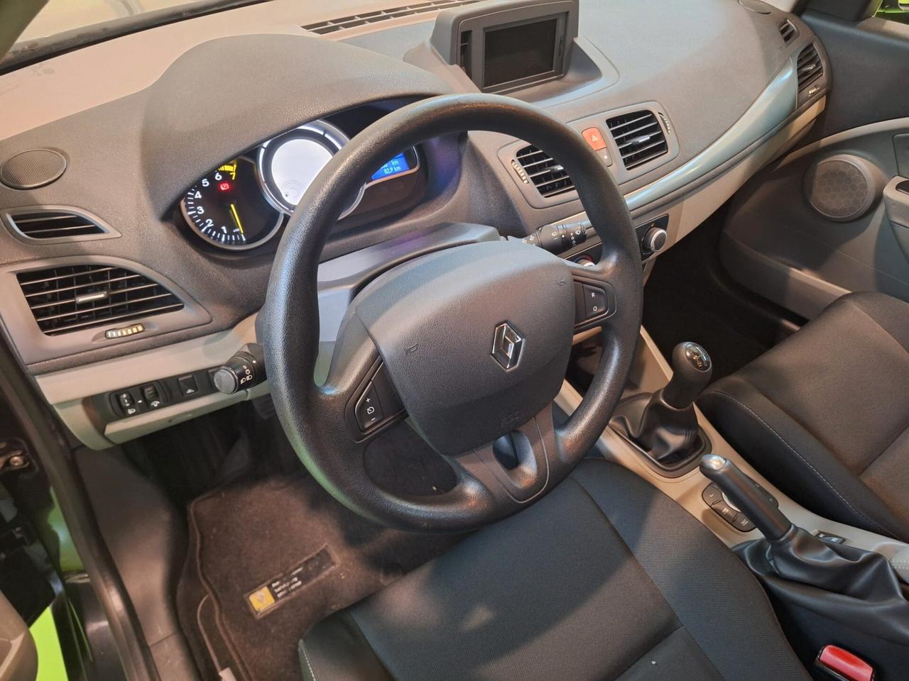 Renault Megane 1.6 benzina