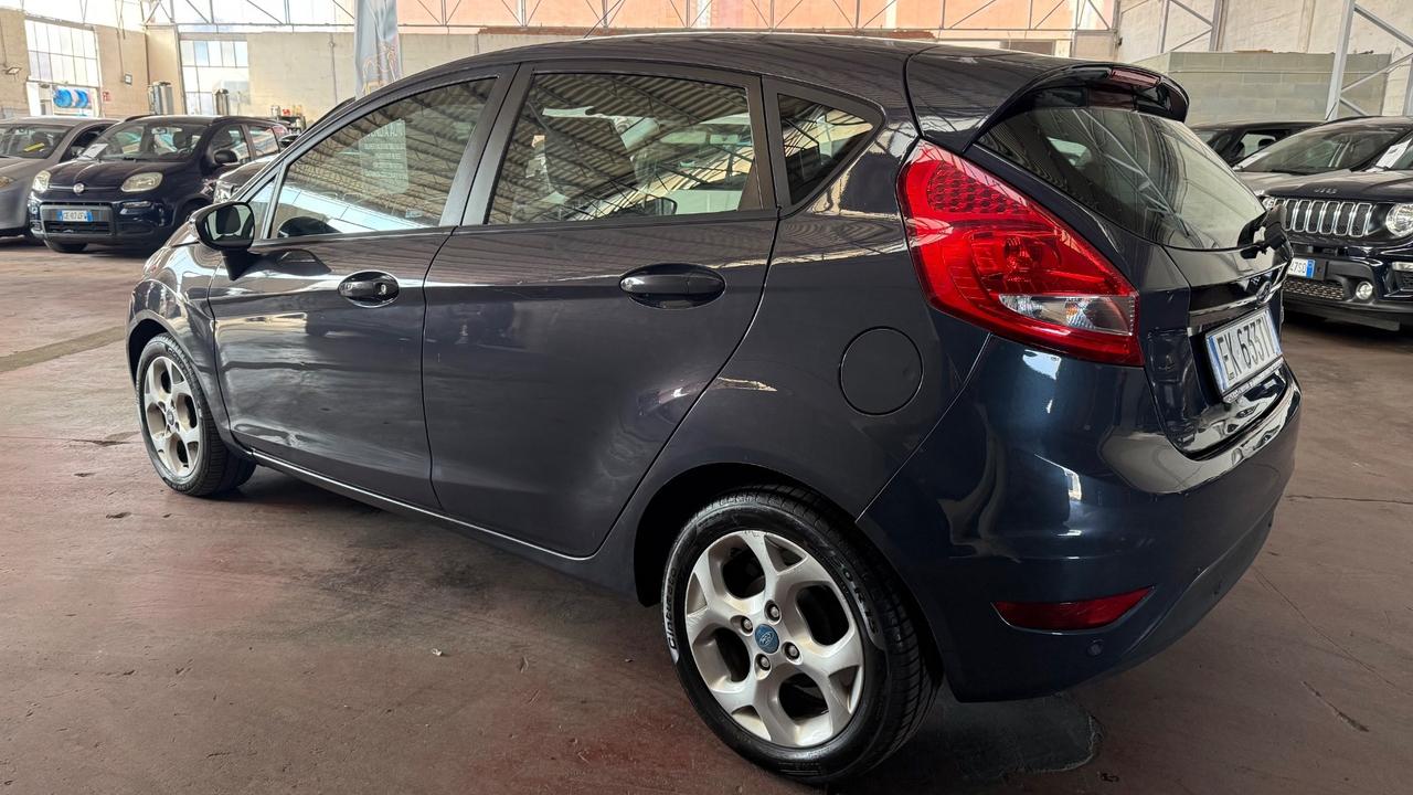 Ford Fiesta 1.4 TDCi 5p. Titanium