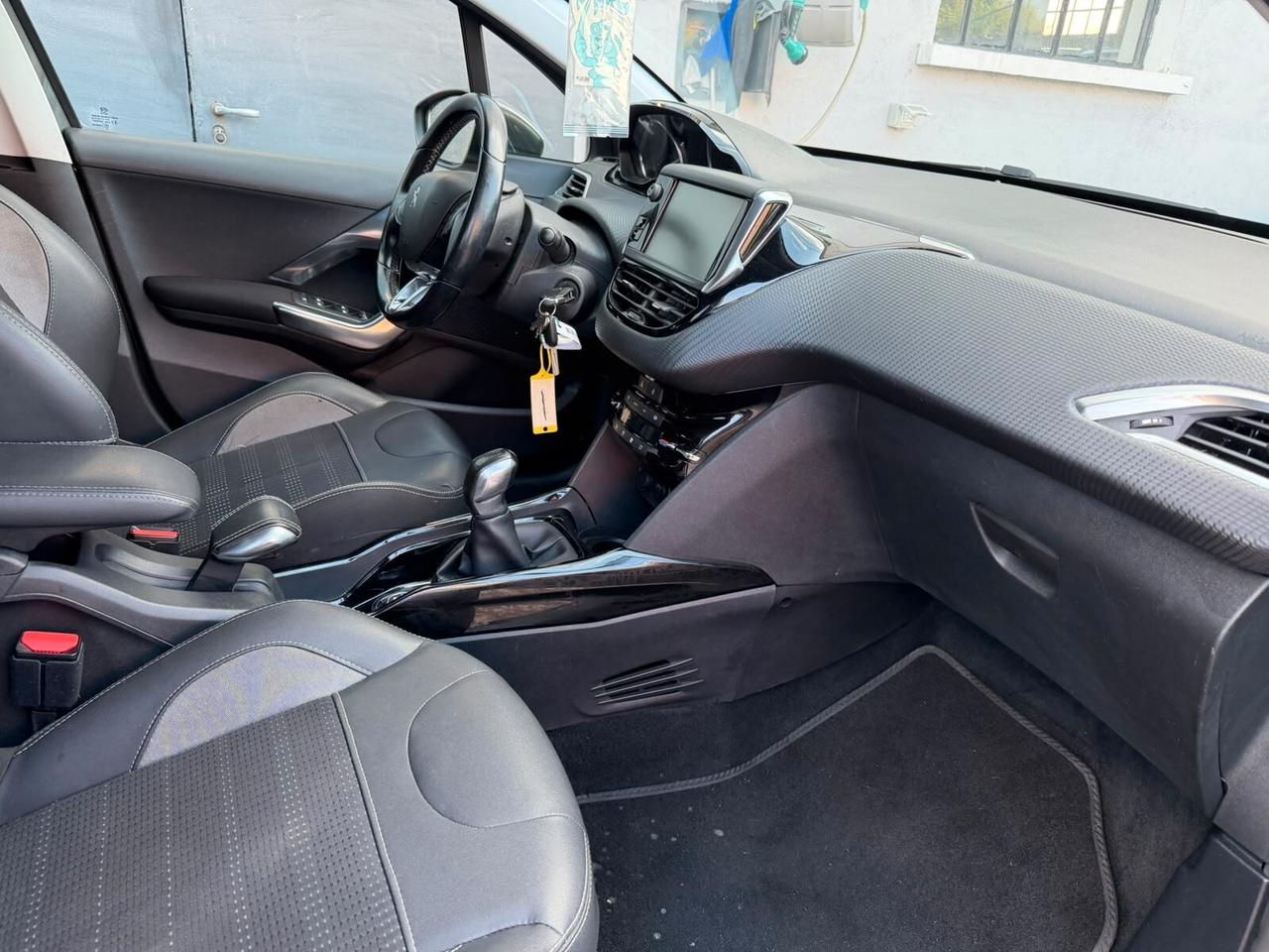 Peugeot 2008 PureTech Turbo 110 S&S Allure