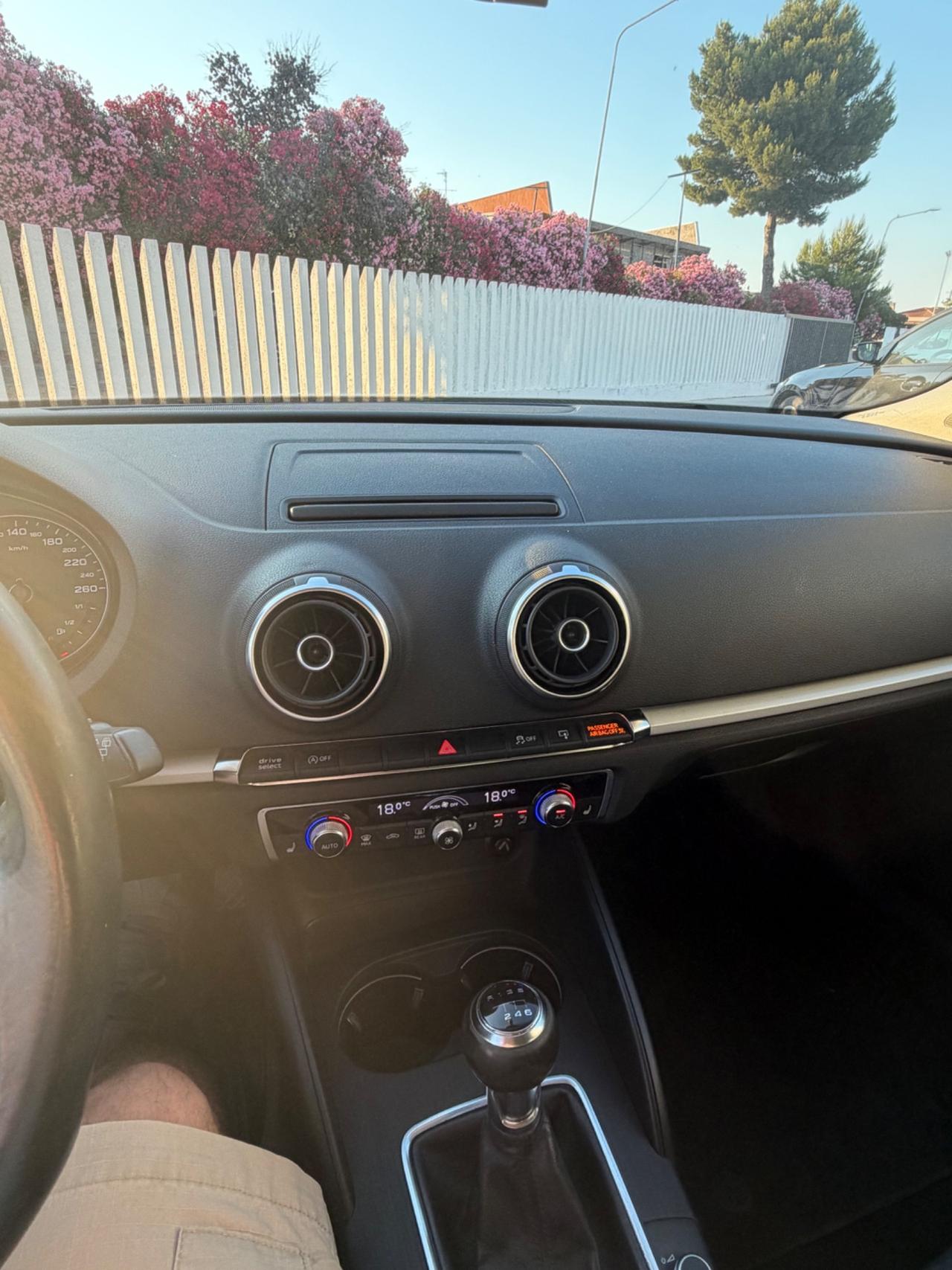 Audi A3 2.0 TDI 150 CV clean diesel Ambition
