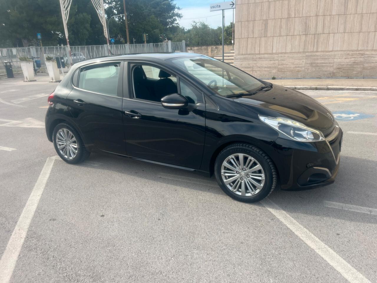 Peugeot 208 1.5 HDi 75 5 porte Perfetta Garantita