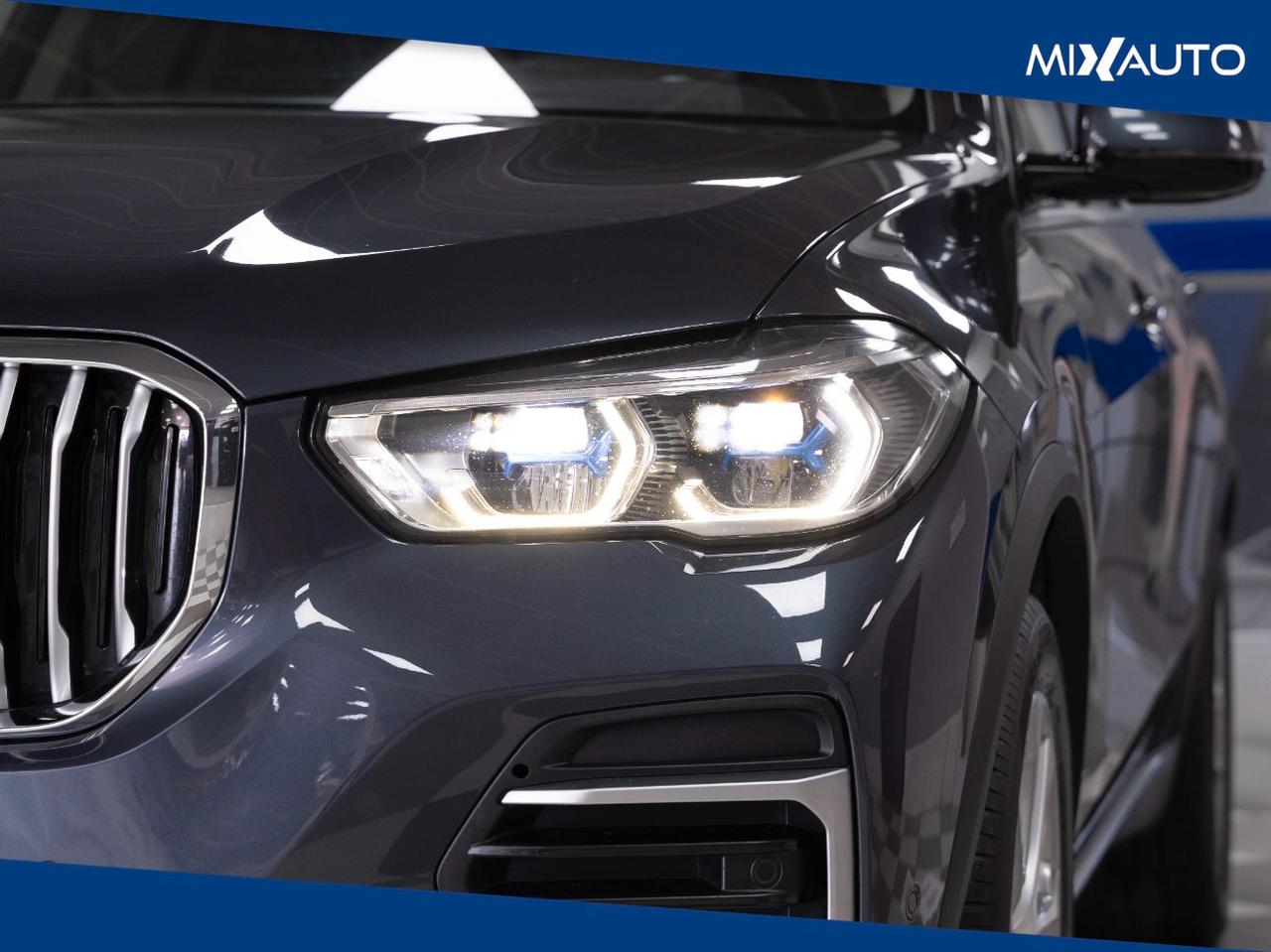 BMW X5 xDrive30d MHEV 48V xLine Auto