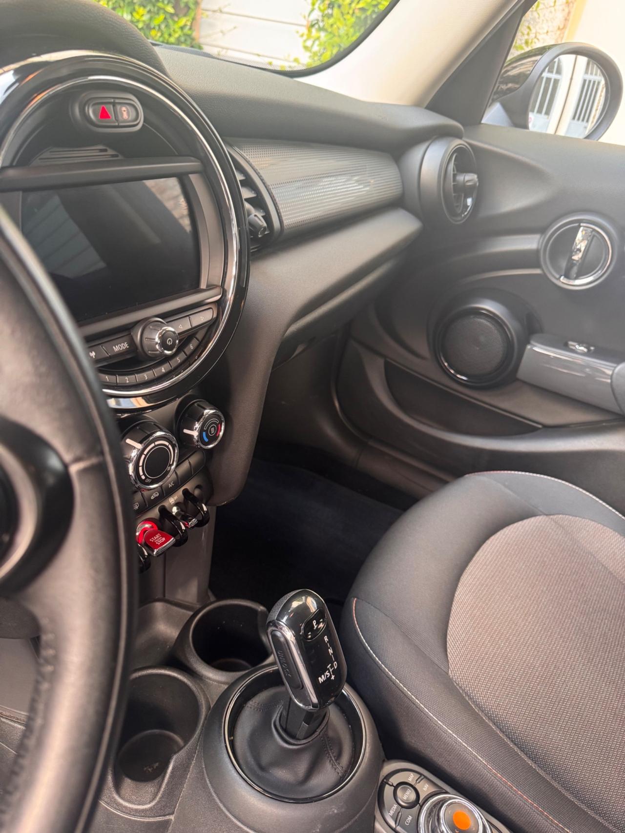 Mini Mini 1.5 Cooper Hype 5 porte