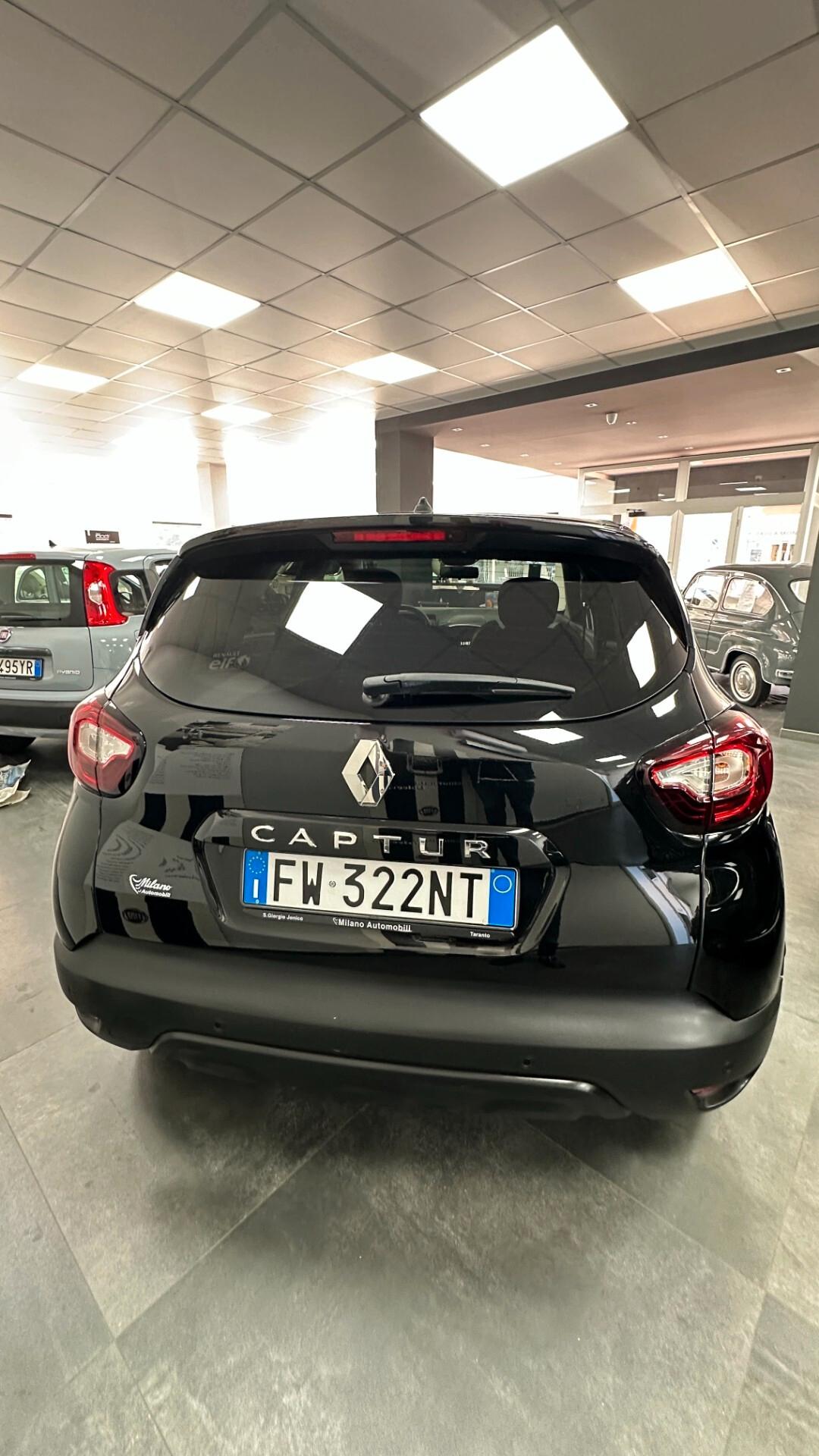 Renault Captur dCi 8V 90 CV EDC Sport Edition