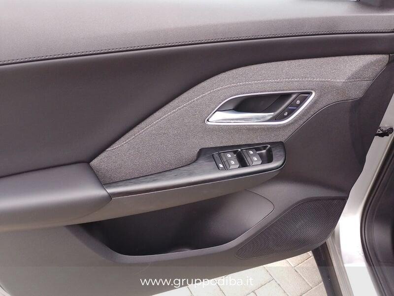 MG ZS 1.5L MT STD MY25.5 Cosmic Silver