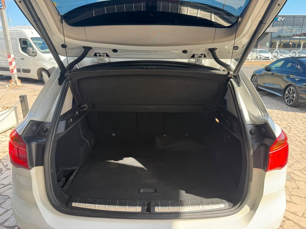 Bmw X1 sDrive18d xLine