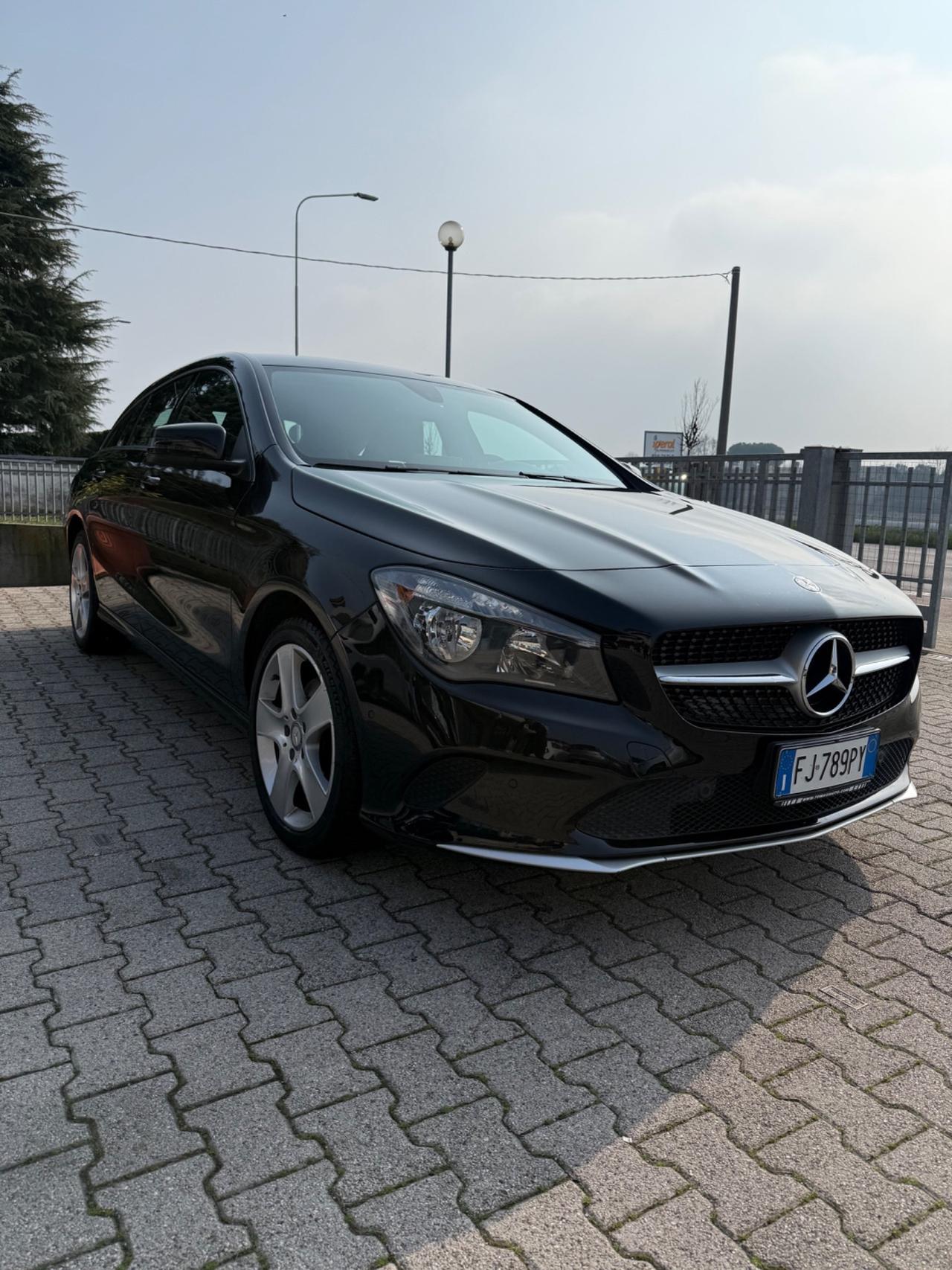 Mercedes-benz CLA 180 d Automatic Premium