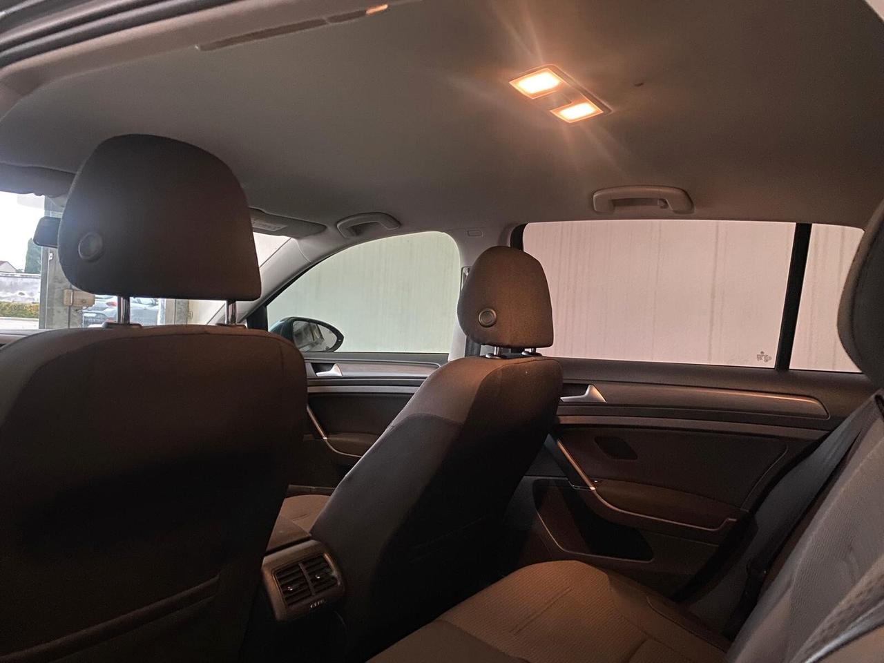 Volkswagen Golf 1.6 7.5 TDI 115 CV 5p. Business BlueMotion Technology