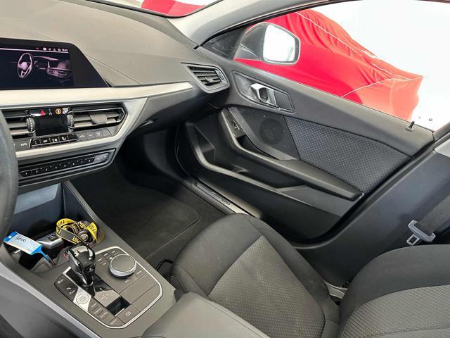 BMW 116 d 5p. Business Advantage