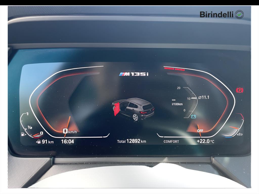 BMW Serie 1 (F40) - M 135i xDrive