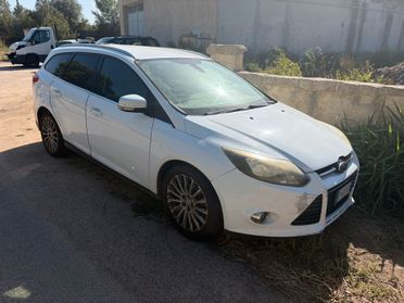 FORD FOCUS TITANIUM