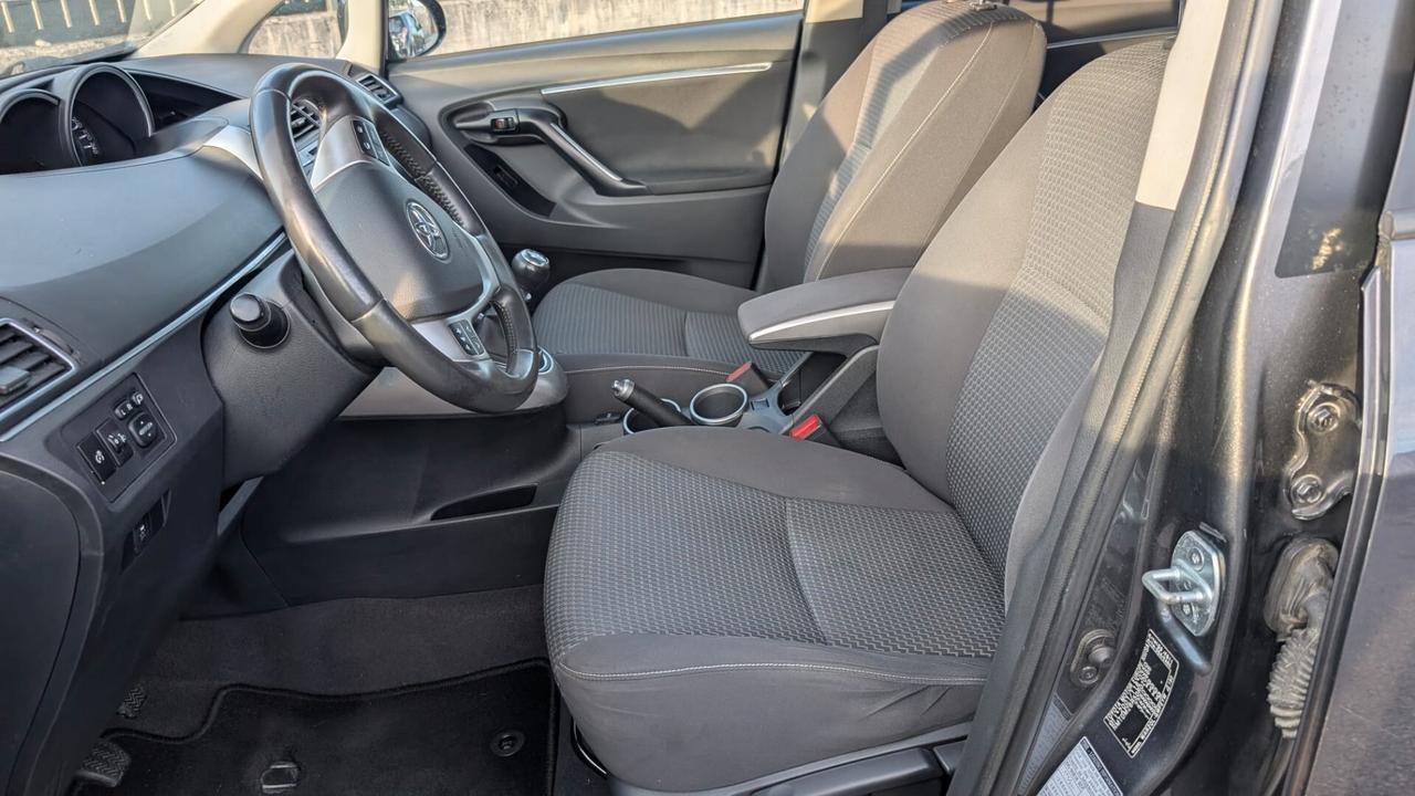 Toyota Verso 1.6 D-4D 7 posti Business Pack
