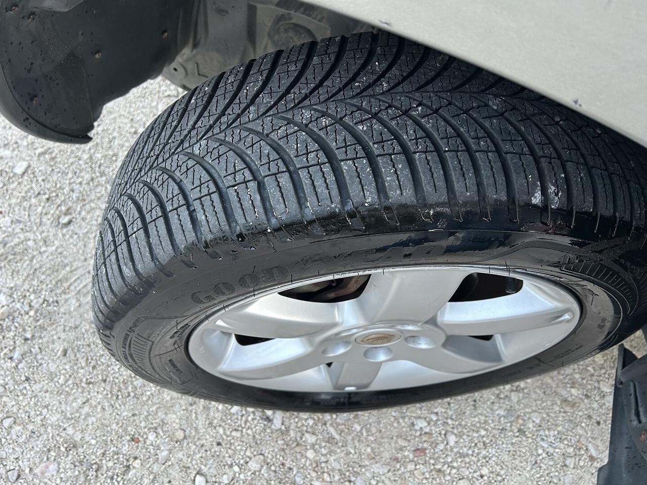 NISSAN X TRAIL 2.2DCI SPORT 4X4 UNICO GANCIO