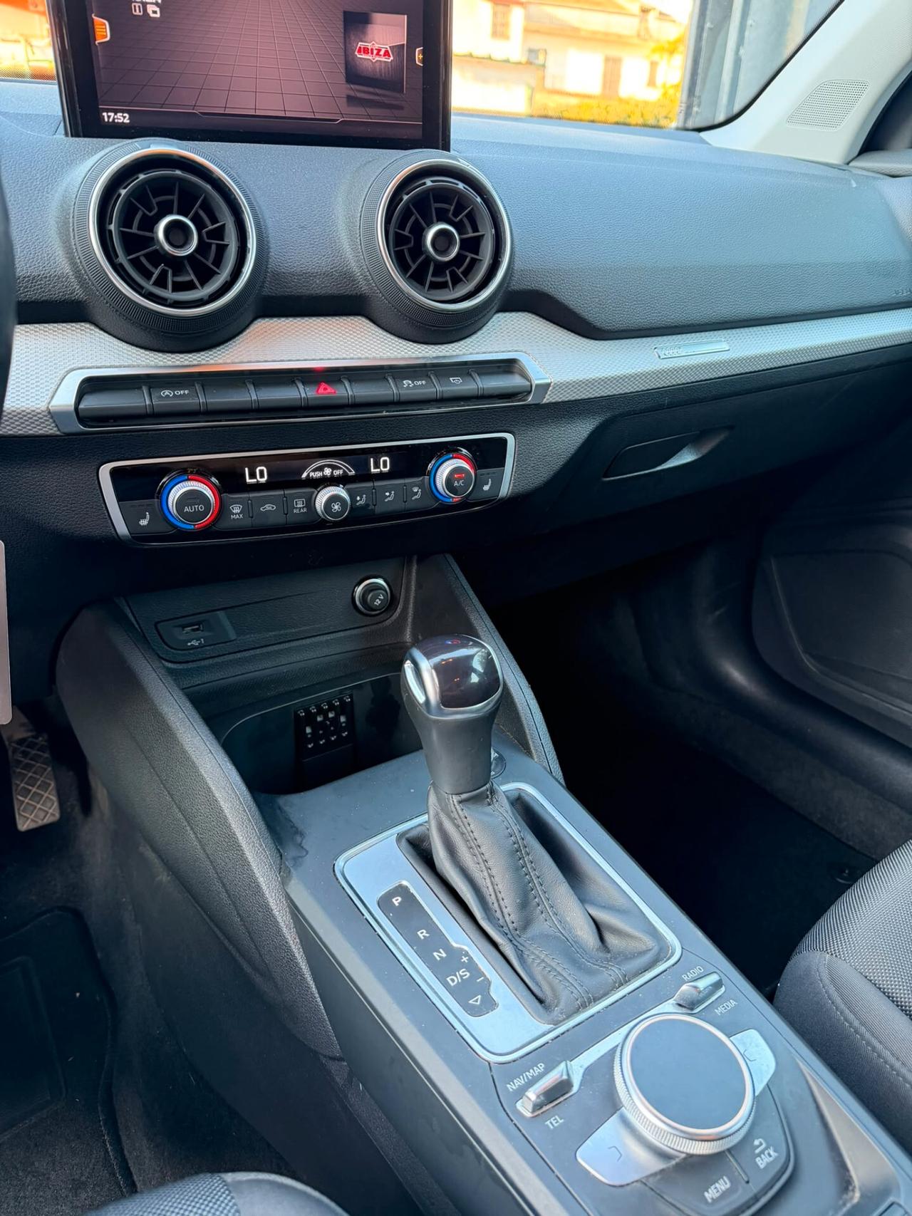 Audi Q2 30 TDI S tronic Admired