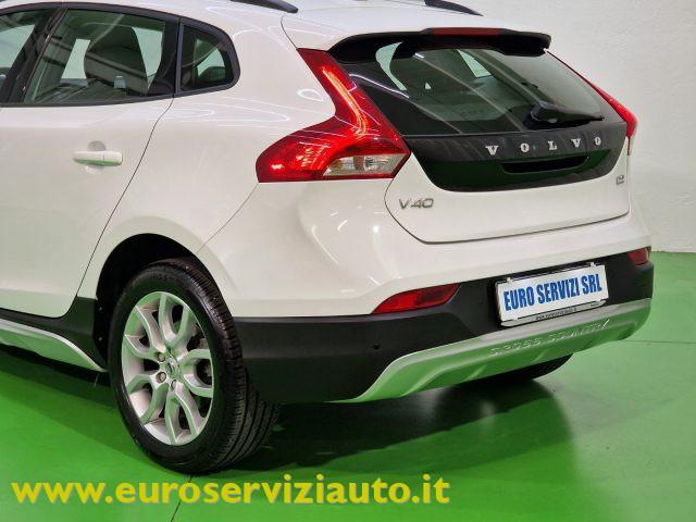 VOLVO V40 Cross Country D2 Geartronic Business