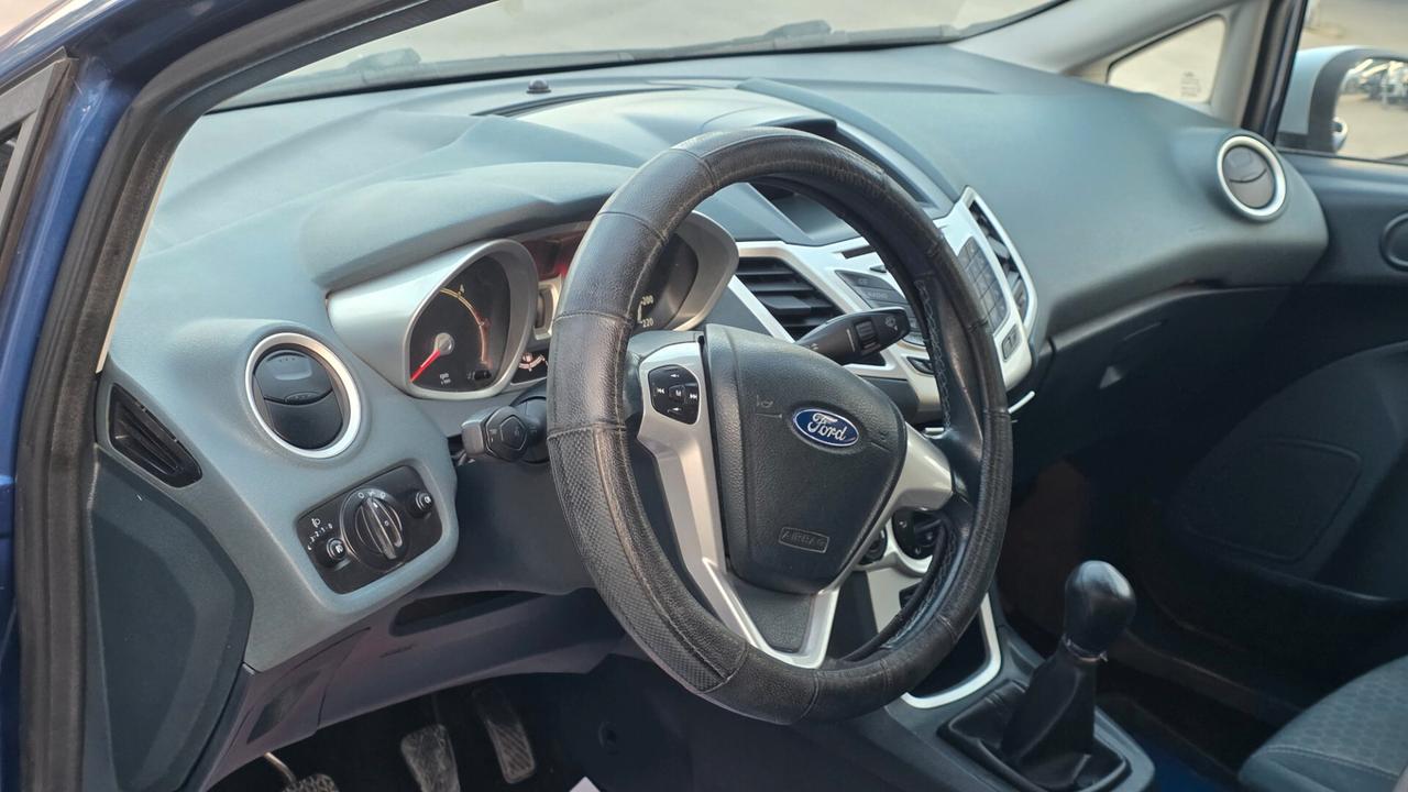 Ford Fiesta 1.6 TDCi 95 CV 5p. Titanium