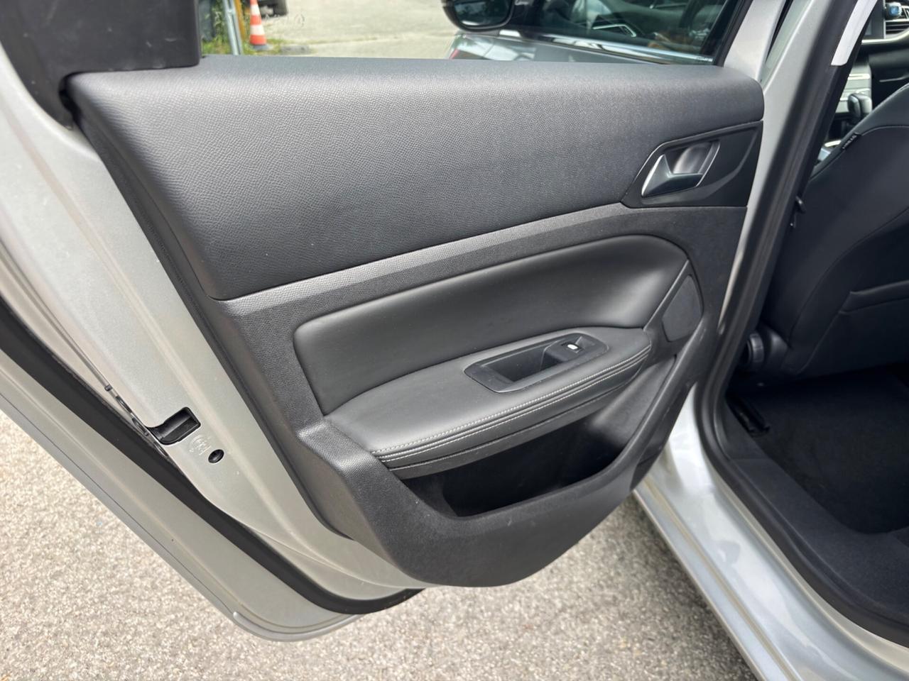 Peugeot 308 1.6 hdi 120cv automatica SW Allure
