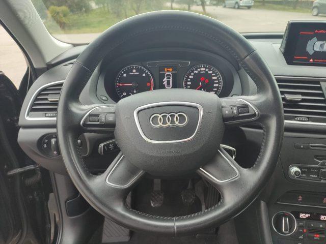 AUDI Q3 2.0 TDI 120 CV Business