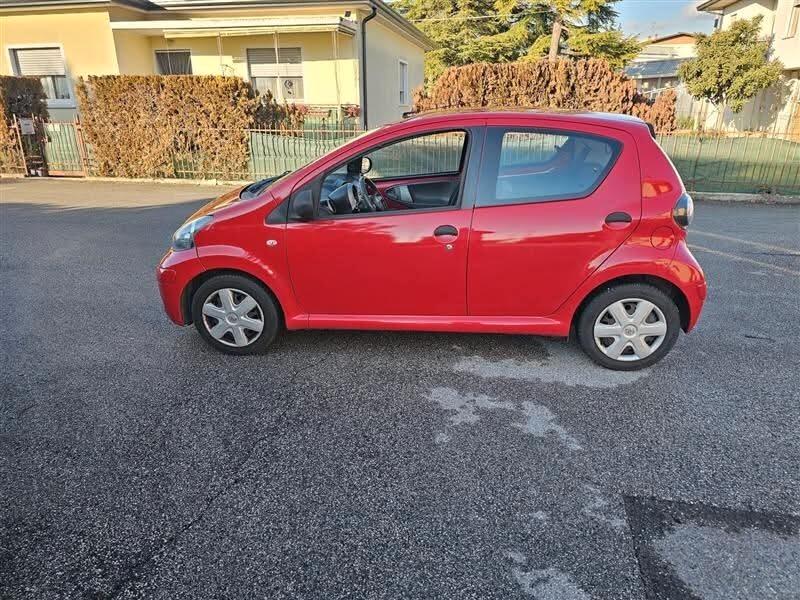Toyota Aygo 1.0 12V VVT-i 5 porte