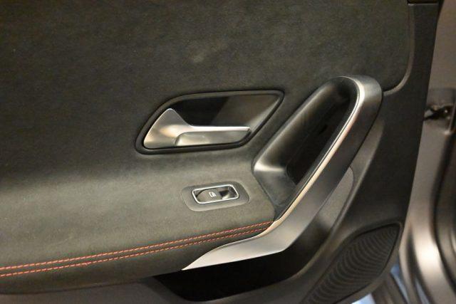 MERCEDES-BENZ CLA 35 AMG COUPE' 4MATIC AUTO 306CV BLACKEDITION PREMIUM FULL