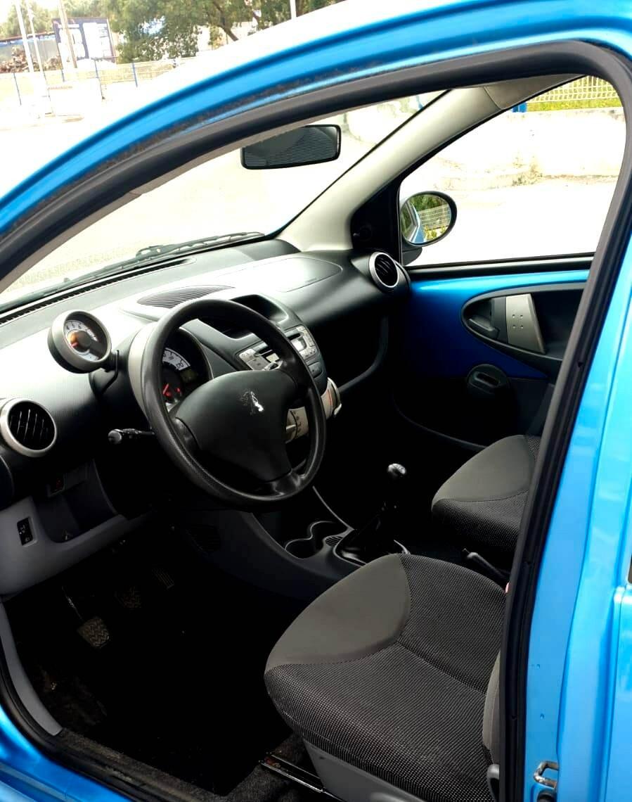 Peugeot 107 1.0 68CV 3p. Sweet Years