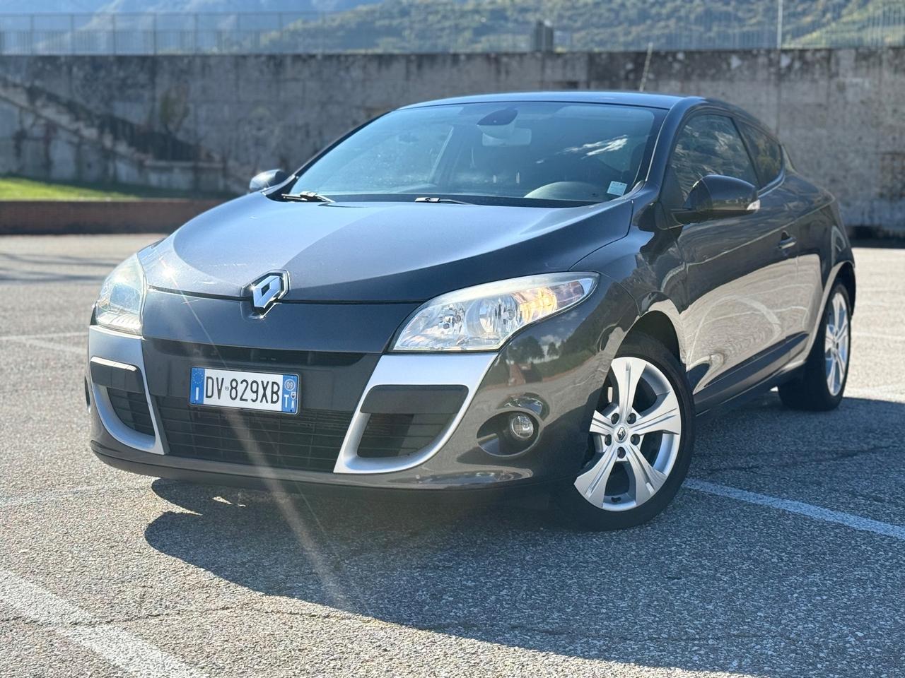 Renault Megane Mégane Coupé OK NEOPATENTATI