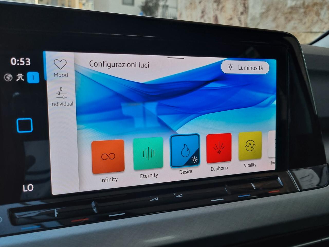 Volkswagen Golf VIII 2020 1.0 etsi evo Life 110cv dsg